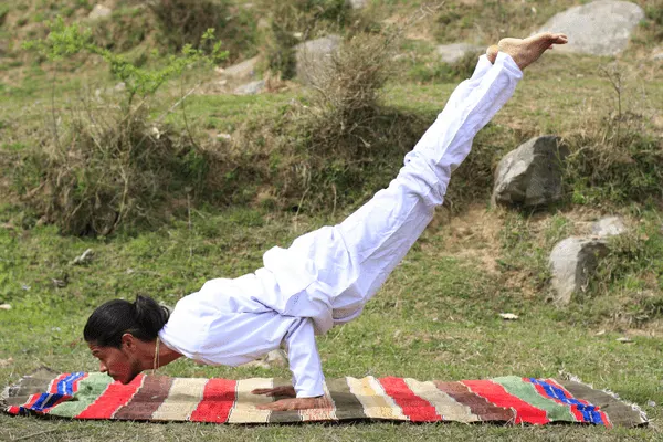 What is Ashtanga Yoga and Its Benefits?